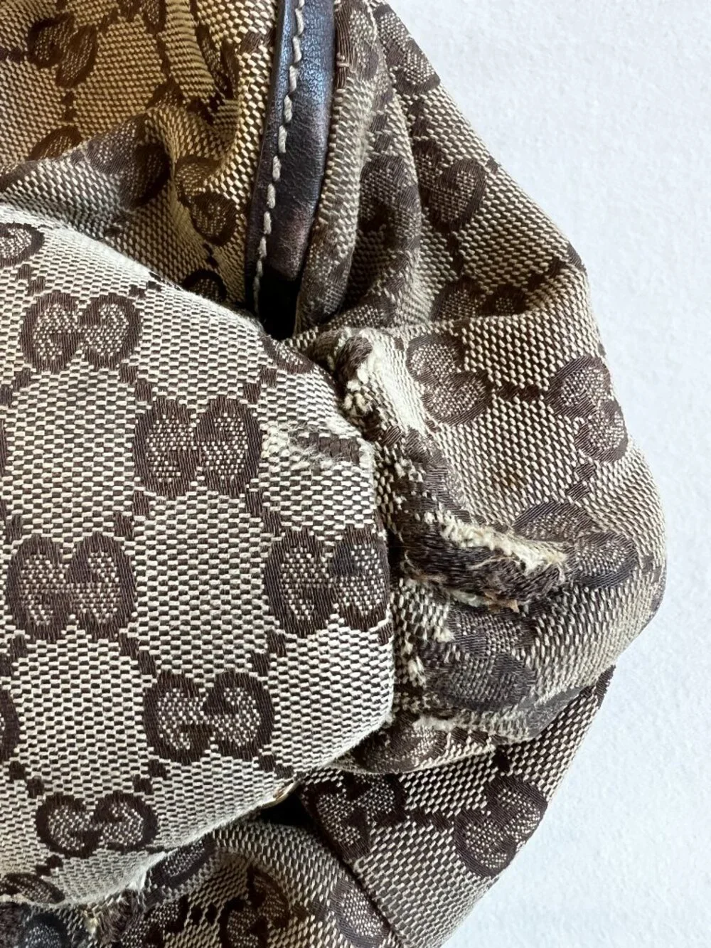 Gucci hobo bag